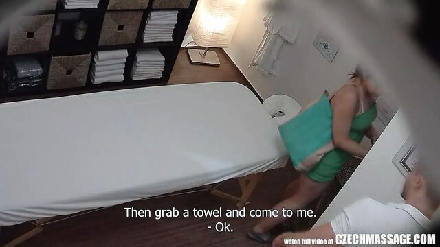 Big Ass Brunette Getting Best Massage Ever